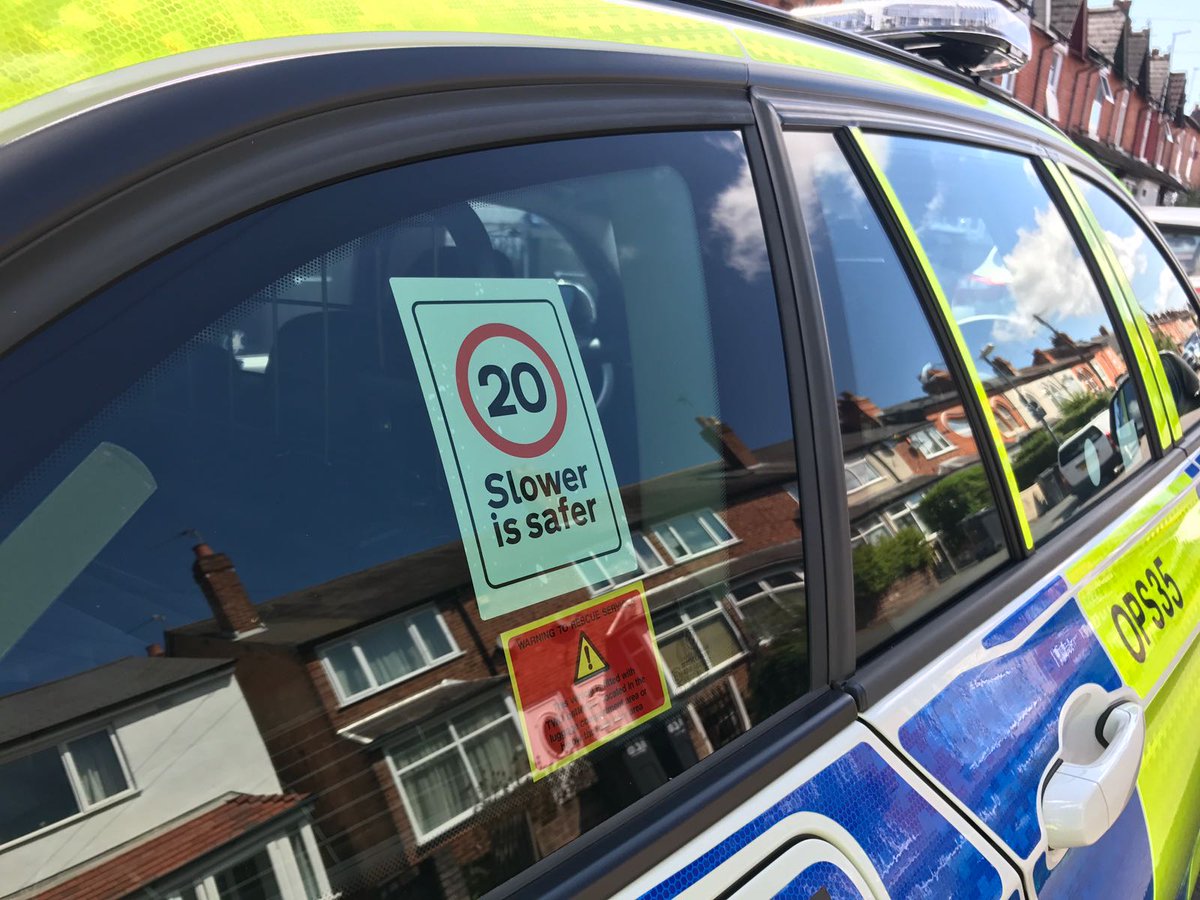 Trafficwmp's tweet photo. Out in the sunshine with @MoseleyKHeath enforcing 20mph limits. Even with little traffic, about 1 in every 6 cars was at excess speed. https://t.co/WGoKIjqNxC