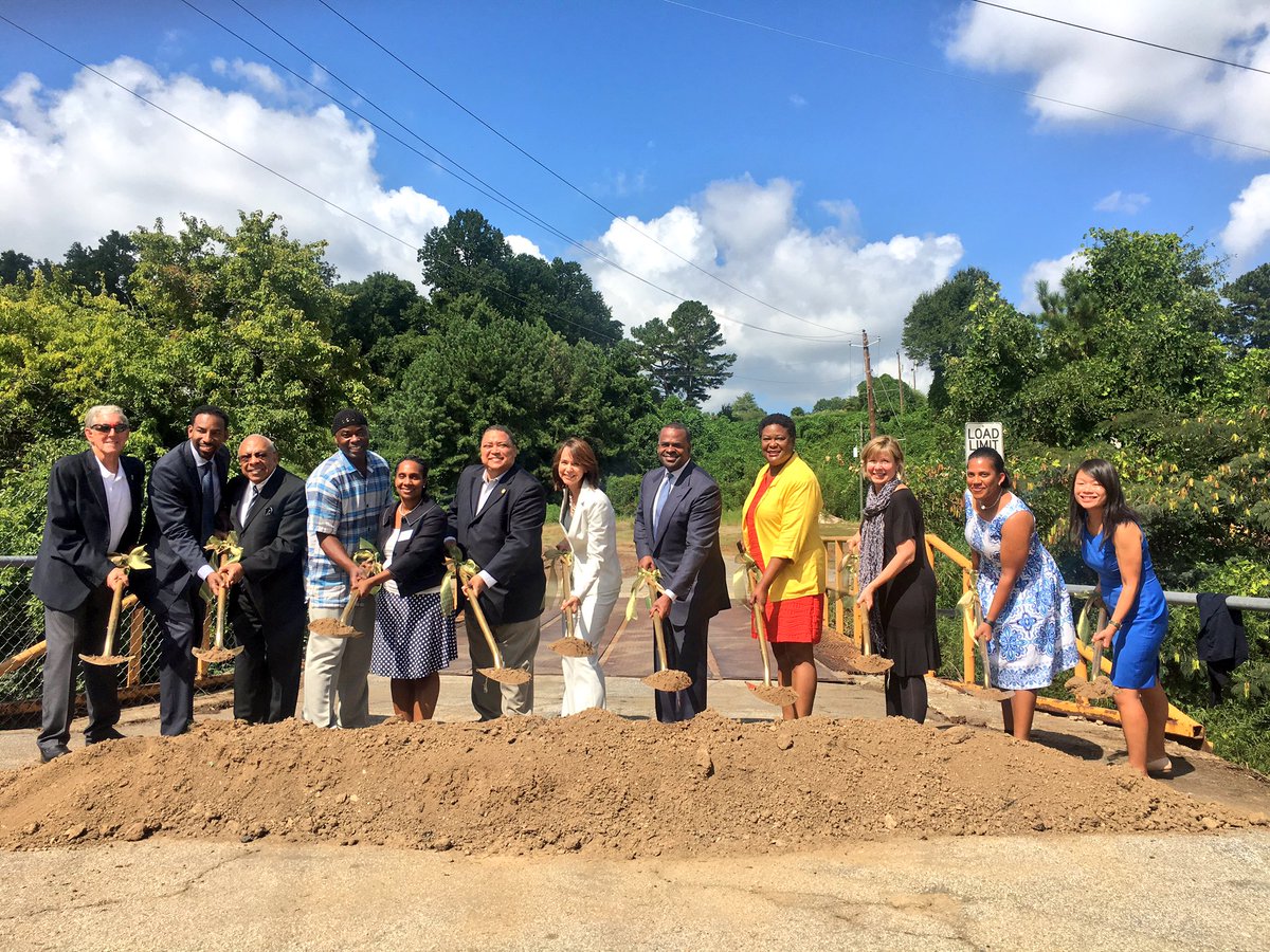 CityofAtlanta's tweet photo. Today Mayor @KasimReed broke ground on the new Proctor Creek Greenway. This will serve as the first project funded by TSPLOST. https://t.co/7HcwbMwWbr
