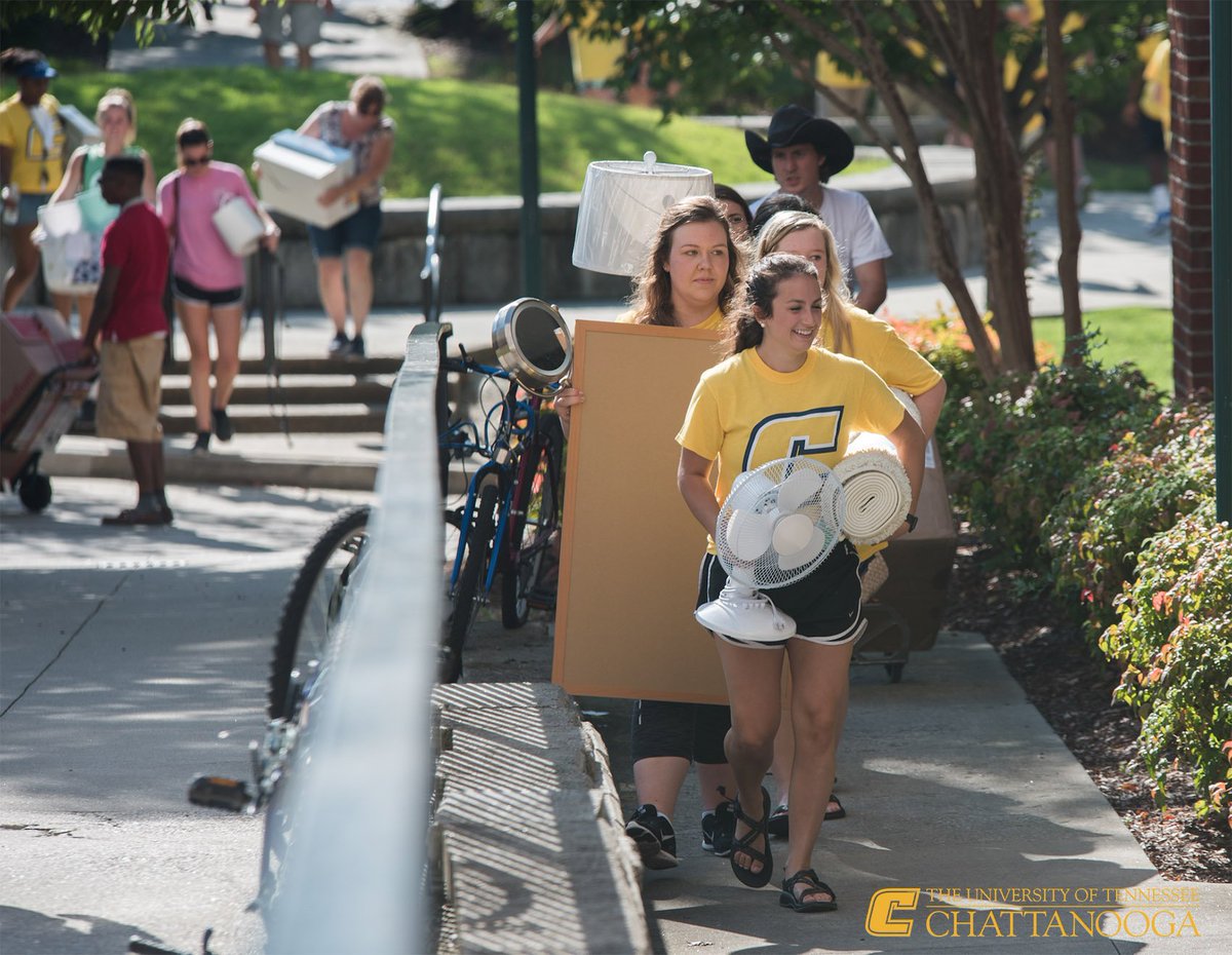 UTChattanooga's tweet photo. We're so happy to welcome the nearly 1,200 #NewMocs to campus! Happy #UTCMoveIn day! https://t.co/3RD8GXS5yV