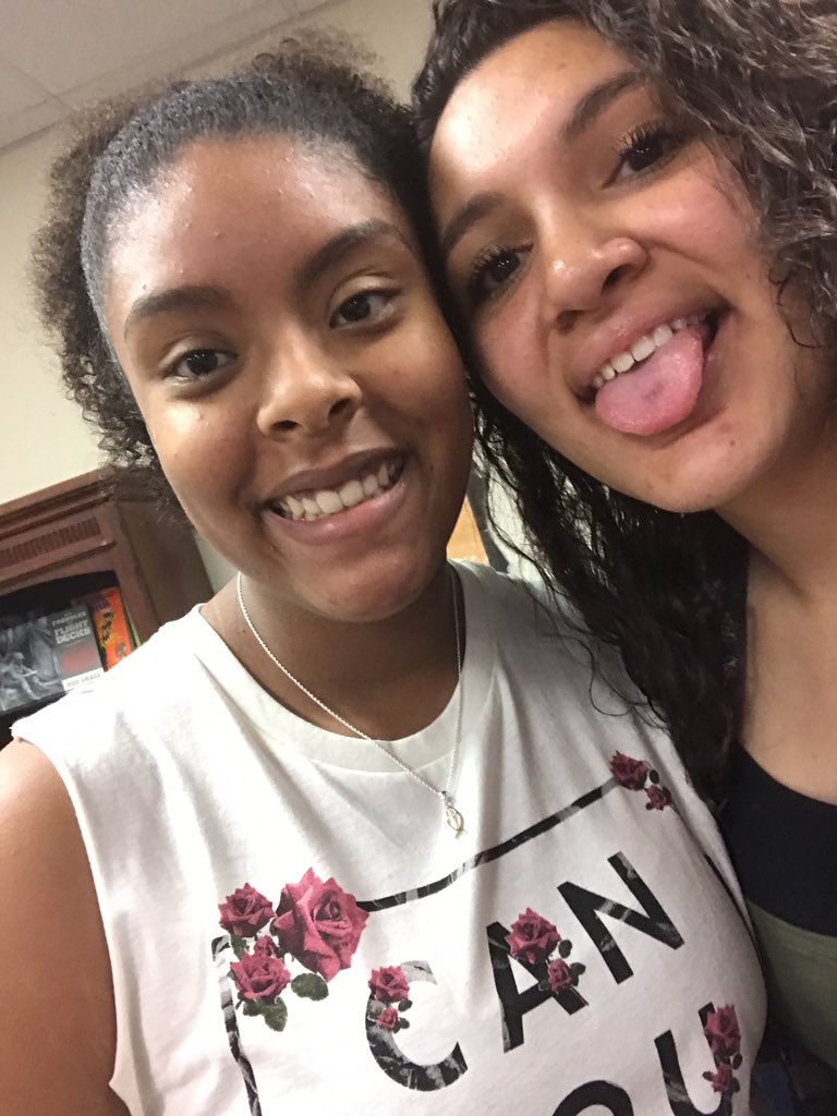 28gabyE's tweet photo. @MSMITHLVHS Extra curricular https://t.co/2i45Q2oWzY