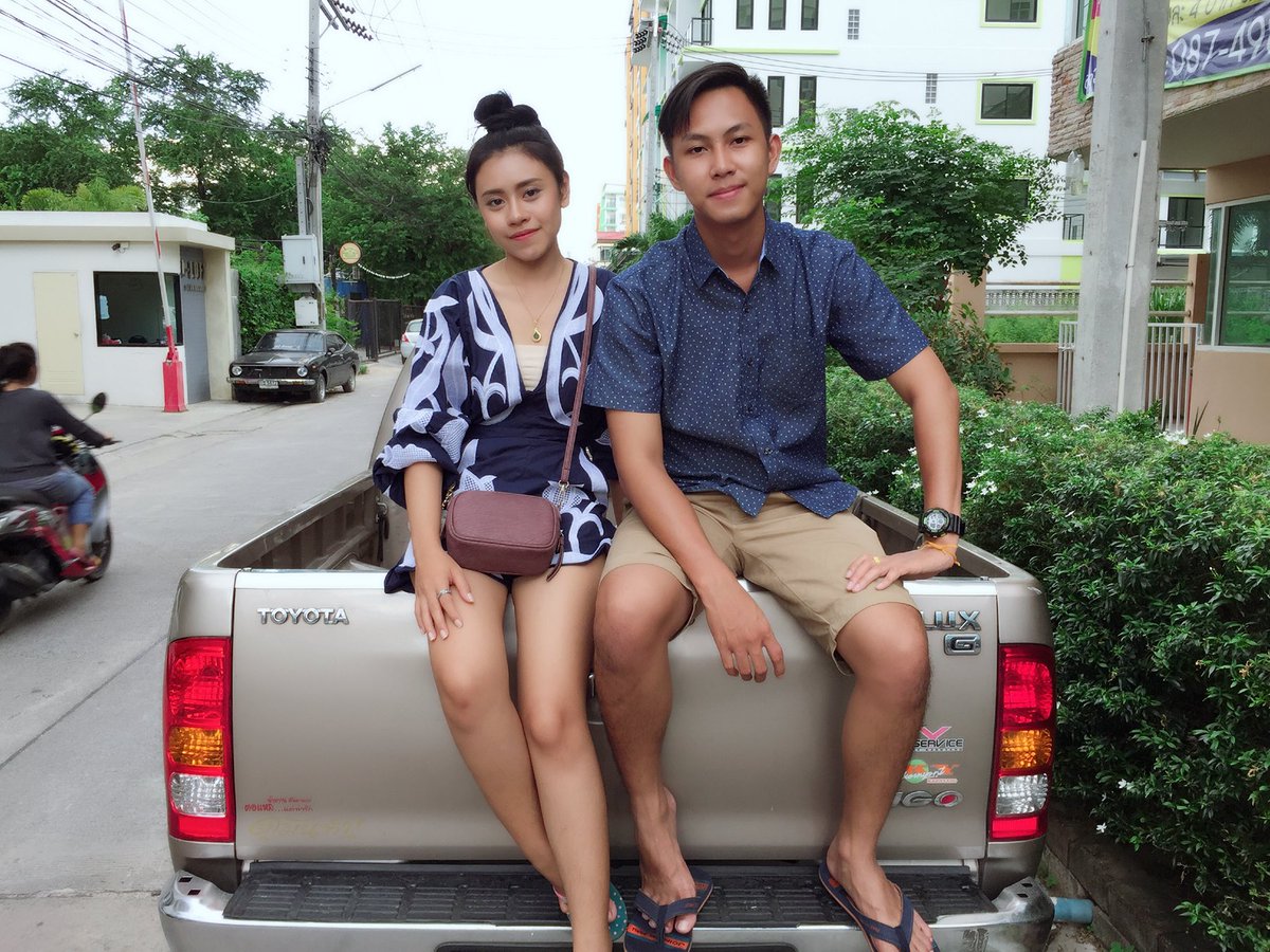 alernSnz's tweet photo. ไม่รักเธอแล้วจะให้ไปรักใคร อ้วนดำ 😘💗 https://t.co/PIQIzqSmVj