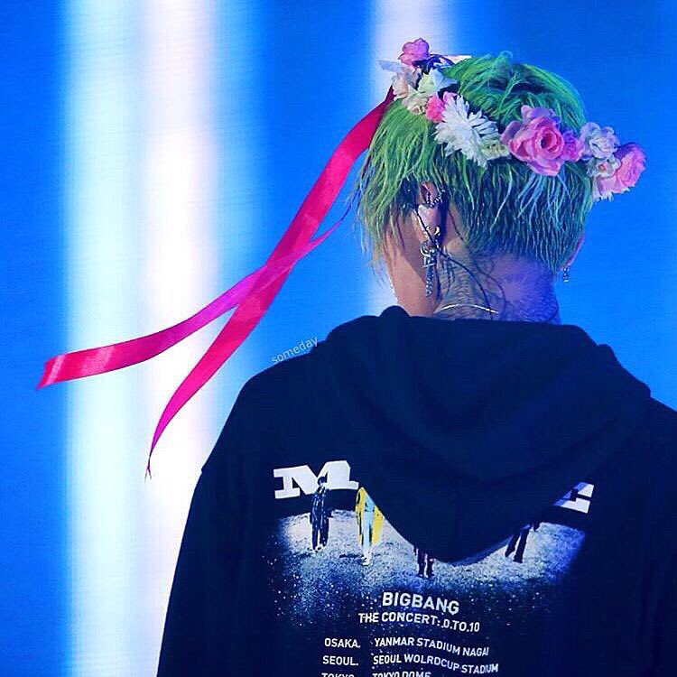 تويتر 사구승 على تويتر ジヨンの後ろ姿ってほんとに美しいね Happykwonjiyongday Happy818gday T Co Rwiwa6532a