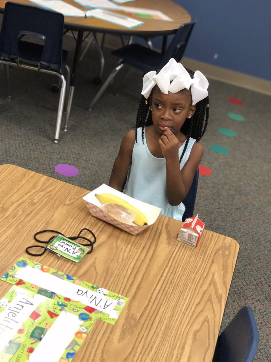 Ree_YourFavv's tweet photo. We thought we were ready for kindergarten.. @SpringISD #SpringBack2School #EveryDayCounts #BelieveInSpring https://t.co/zOf5MnEvm7