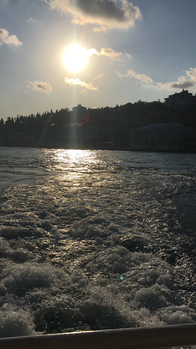 verparacreer_'s tweet image. Bugun bira yok arkadaslar 😢 #vapuring