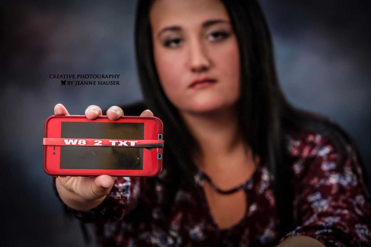 jeannehauser1's tweet photo. NSHS #Senior Samantha A took the #W82TXT pledge!! #CPBJH #seniorpics #Seniorportraits #SeniorPictures https://t.co/uGimMrFbxV
