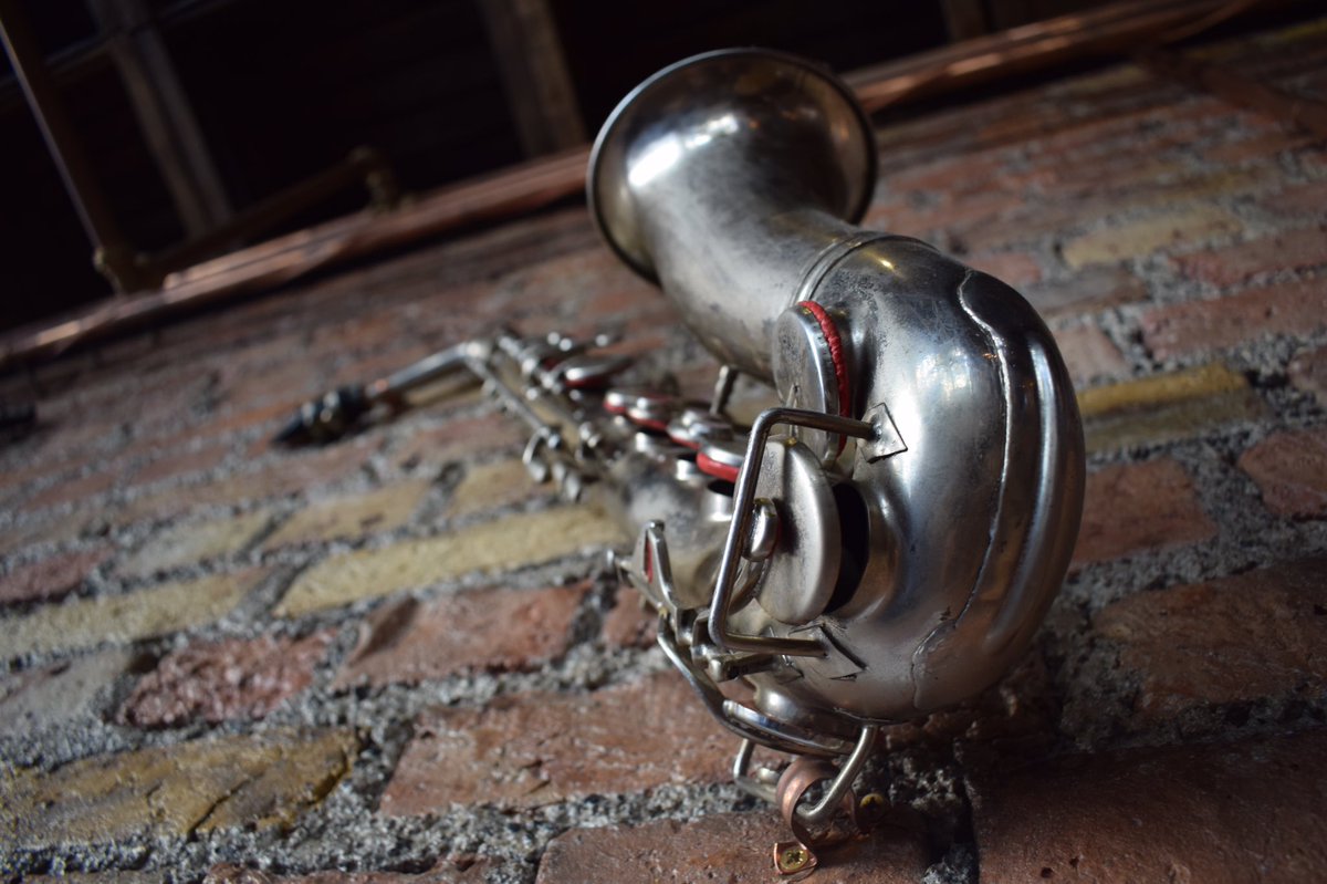 Sometimes in life, you have to stop and appreciate the beauty around. Happiness is there #GoodMoodFood #London 🎷