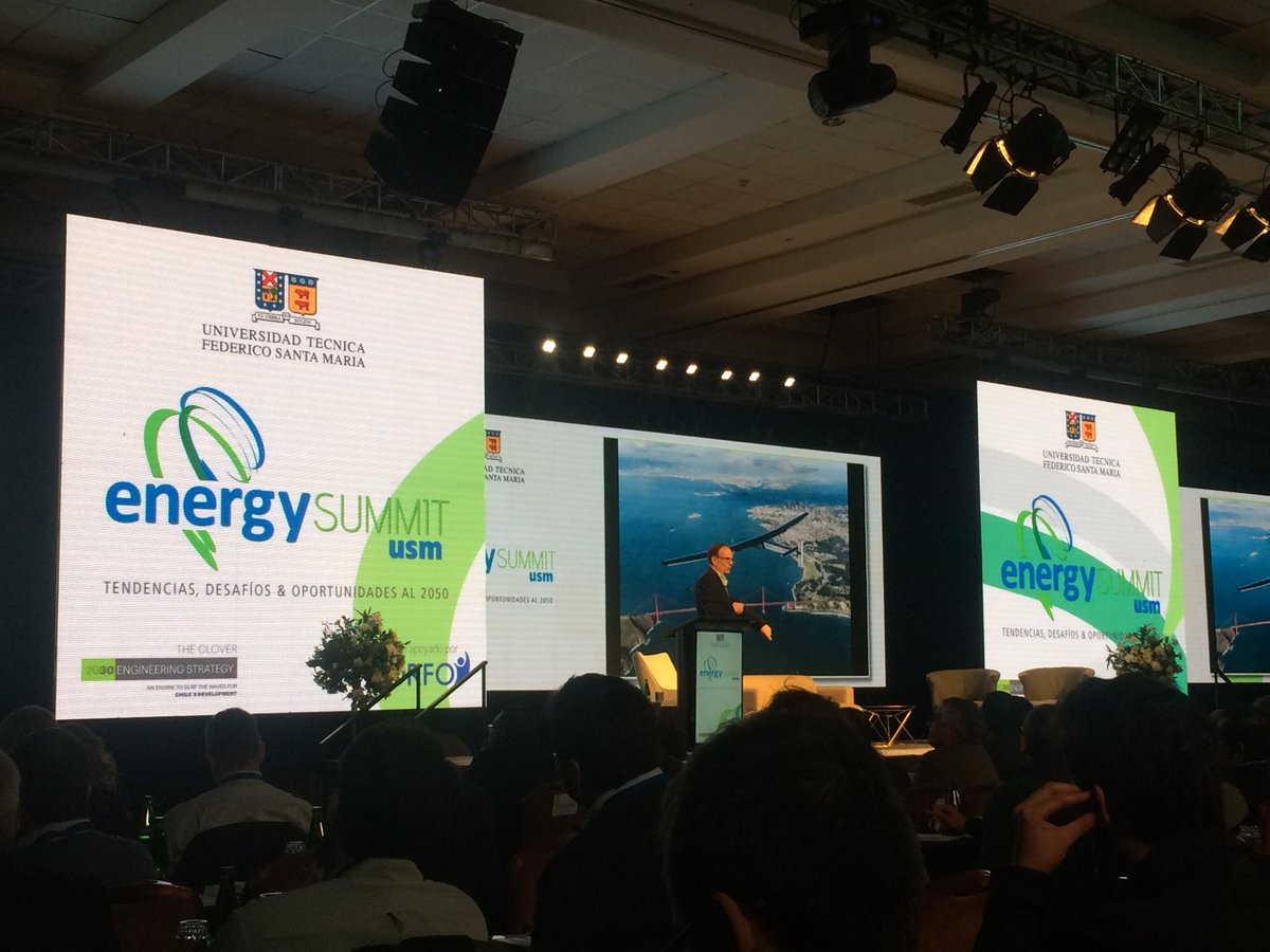 sufijaspa's tweet photo. Seguimos en #EnergySummit aprendiendo sobre las tendencias globales en el escenario energético global @MinEnergia @sufijaspa @GreggMaryniak https://t.co/WF31Yw8cm2