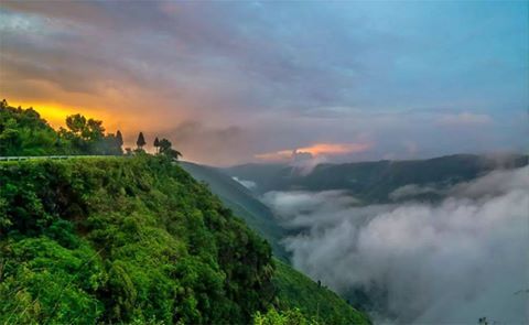 BlueberryTrails's tweet photo. #Dailyescapes
Morning scenes like this in Meghalaya will take your breath away!
Hello, wanderlust!
https://t.co/ZgY4EOBZWy https://t.co/8zDE9iobMS