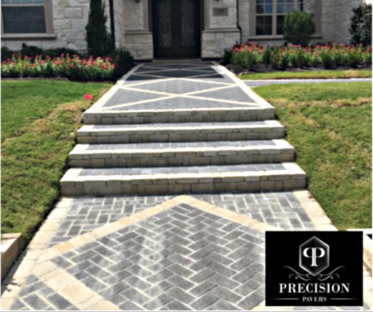 PrecisionPavers's tweet photo. Holland Stone
Color: Charcoal (Infield) 
Cambridge Cobble Hill Country (Border) #Walkway https://t.co/cgys5ZDbQV https://t.co/2NpDwQtE9p