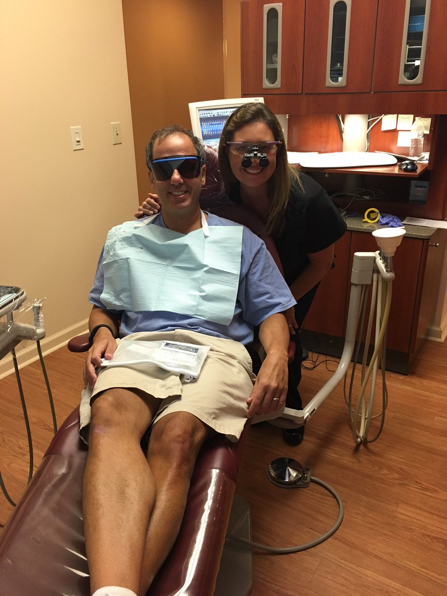DI_DentalTeam's tweet photo. Welcoming one of our newest patients and hygienist, Emily, to the Dental Innovations Family!  #PrettySmiles #DrJayDubin #BestOfPhilly #DI https://t.co/oHyCOjeP2q