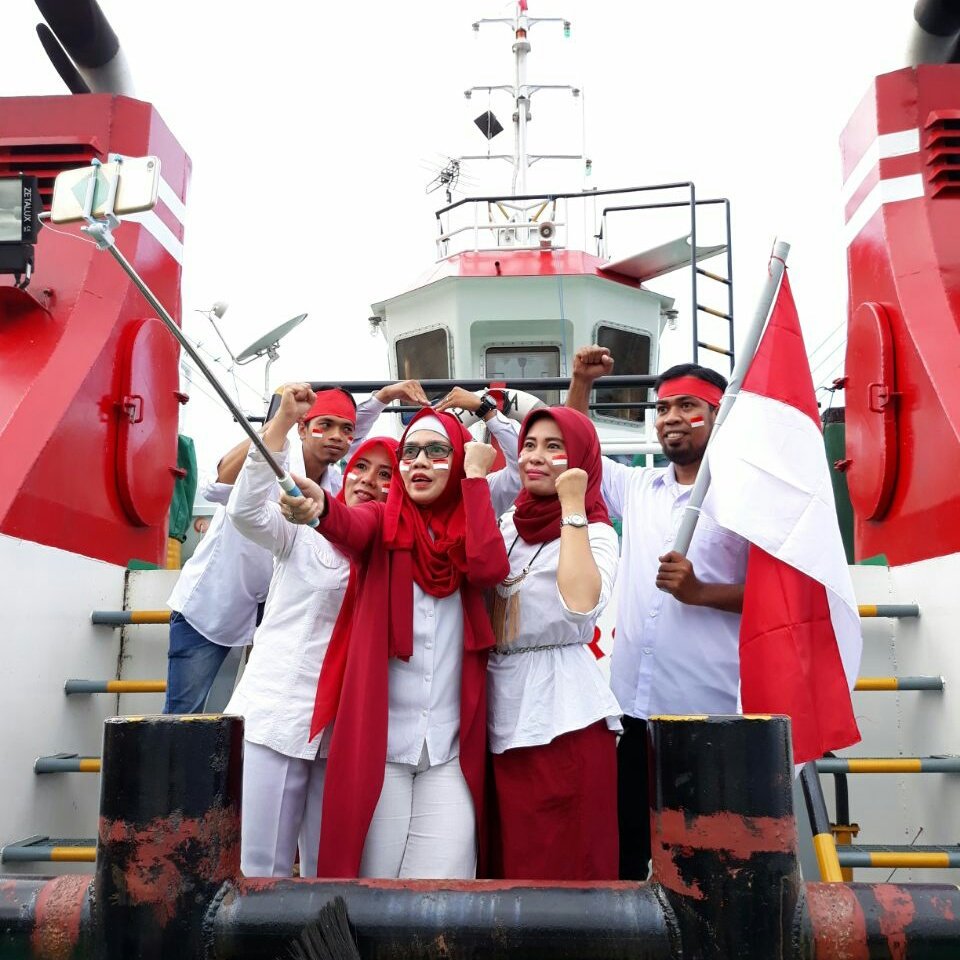 buolcapilduk's tweet photo. #Dirgahayu RI ke 72 https://t.co/g2MeWq1Cc0