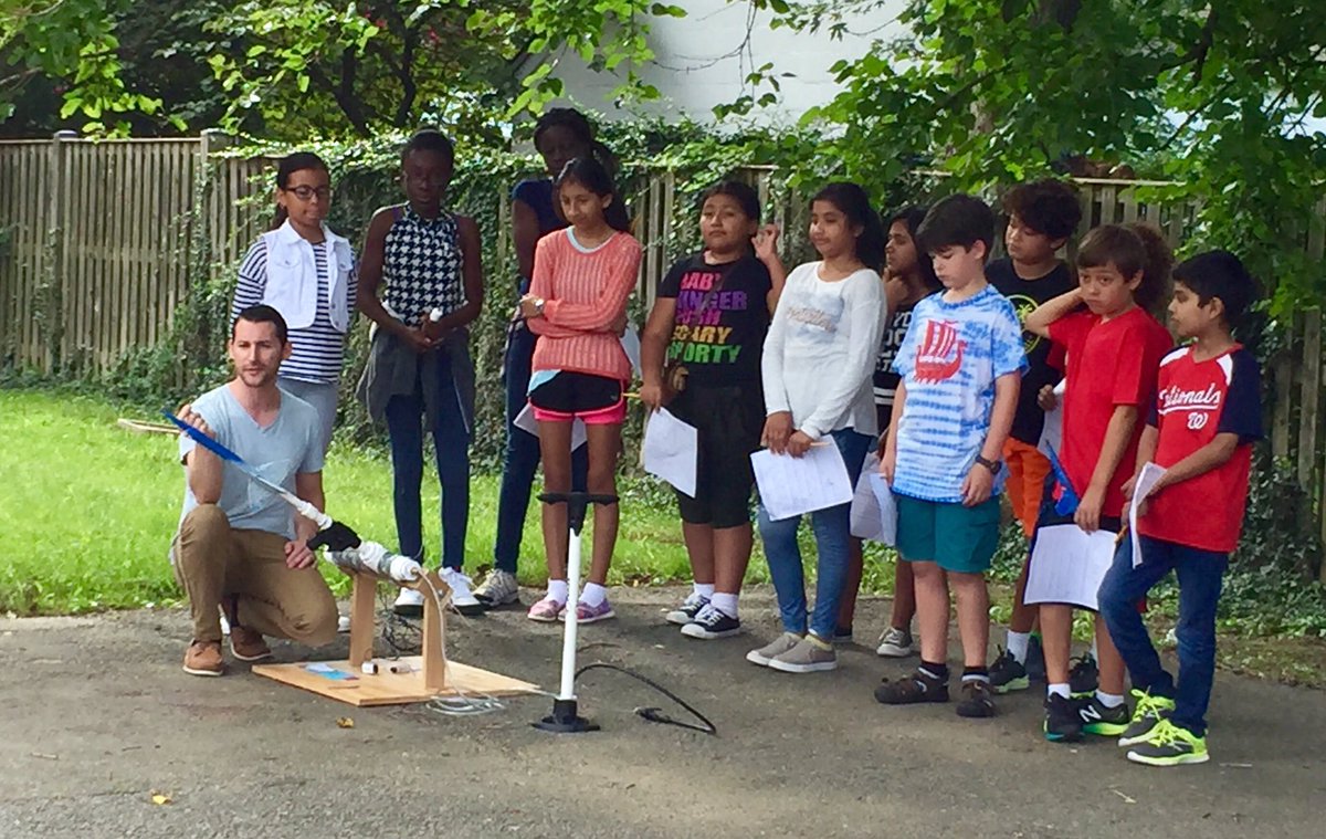 We have had some busy days <a href="/AbingdonYS/">Innovation Academy</a>! Experimenting, creating and cheering on <a href="/JordanKivitz/">Jordan Kivitz</a> rocket group! <a href="/AbingdonGIFT/">Abingdon APS</a> #makerspaces