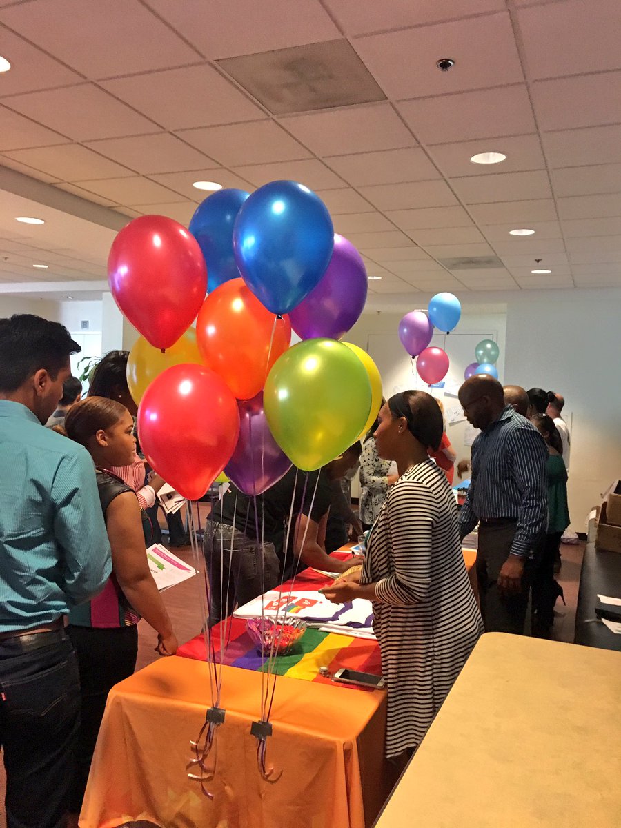 NicholeHerevia's tweet photo. The Windward Renovation Project Showcase and Campus Involvement Fair is underway! #hellowork #ADPeople #inclusion #campusculture #diversity https://t.co/On7SVrPrmp