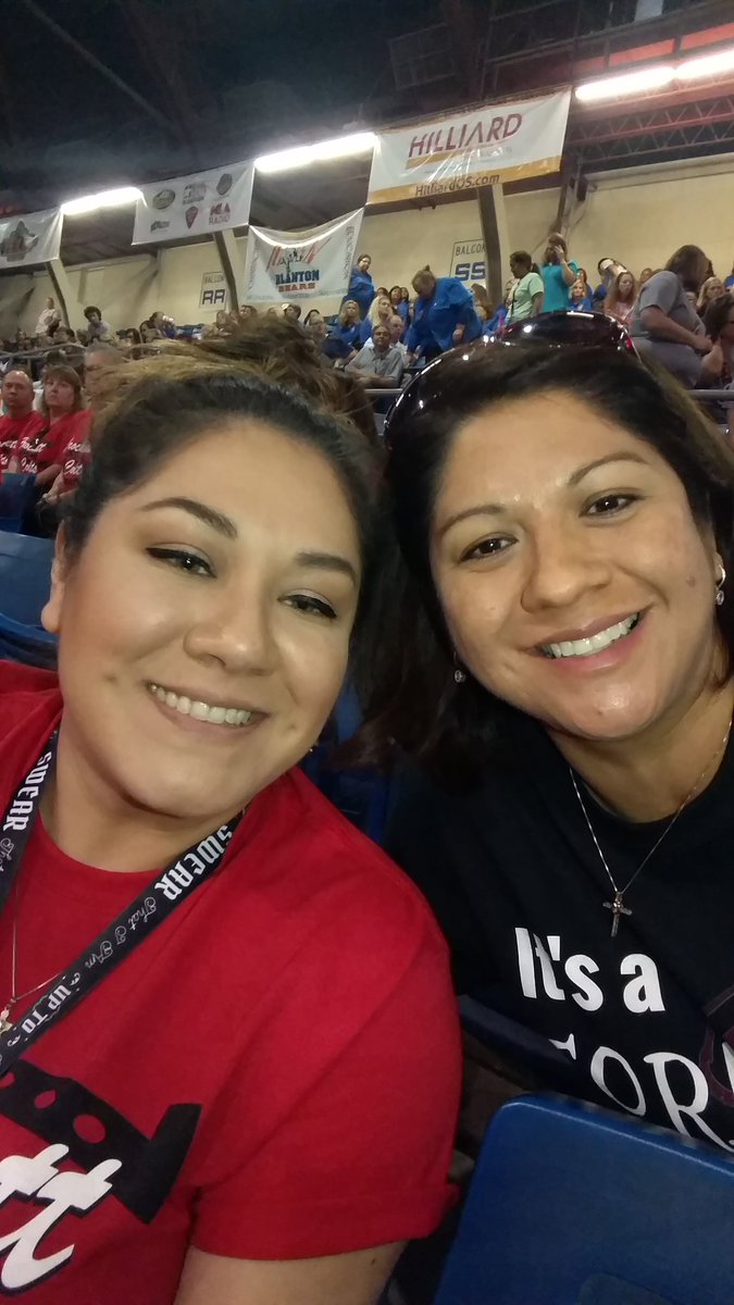 AlizbelleDiaz's tweet photo. Good luck to Myra Marquez on her first year of teaching at Crockett #TravisPDrocks https://t.co/3xIgc84Zj5