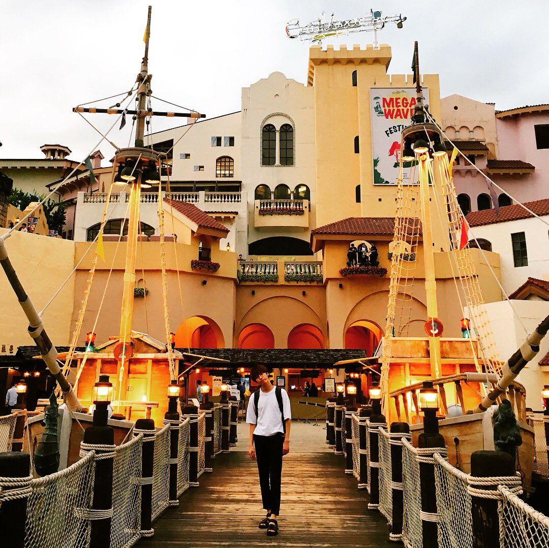 Onefe112's tweet image. #일기 케리비안베이는 정말 옳다. 아쉽다. 또 가고 싶다. #produce101 #produce101season2 #프듀 #프로듀스101 #프로듀스101시즌2 #정원철 #케리비안베이 #여름 #안녕