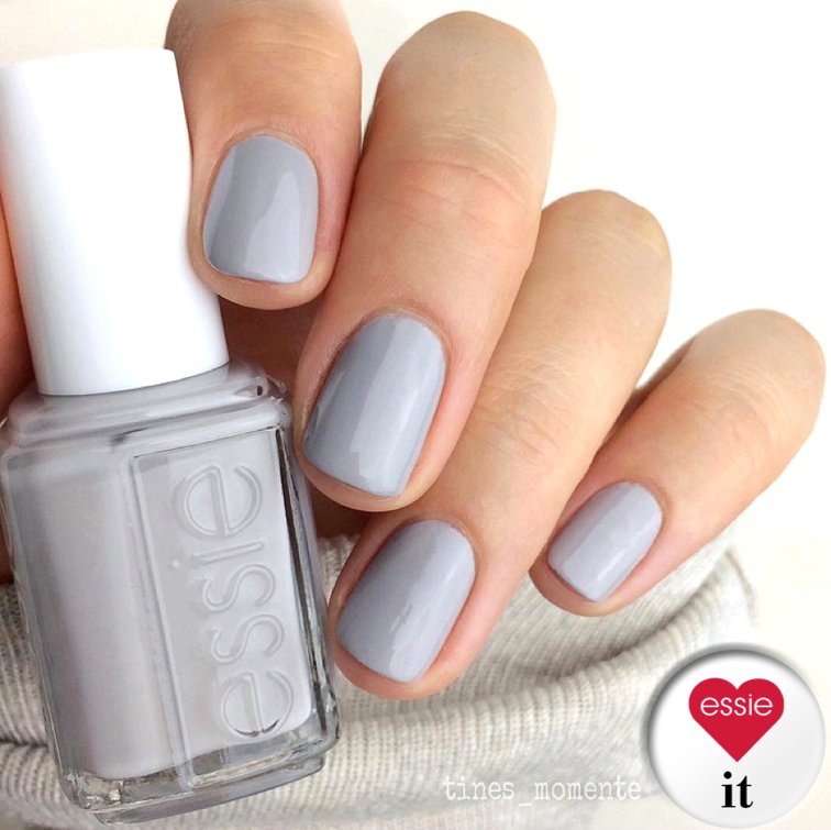 essie_DE's tweet photo. Weniger ist mehr: Heute zeigen wir uns mal #withoutastitch! #WildNudes
Foto: @tines_momente https://t.co/Z5rmlyr6Ri