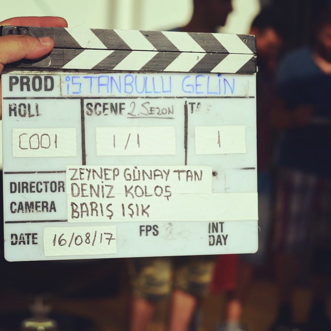 vee #istanbullugelin artık sette.. 
ne dersiniz, bu sezonun playlistini beraber yapalım mı? :)