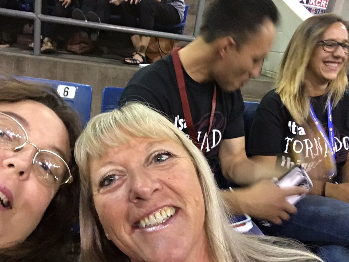 ShannaEdwards20's tweet photo. I am thankful for great people at Travis! TravisPDrocks from Shanna Edwards https://t.co/c6S8X2gSB0