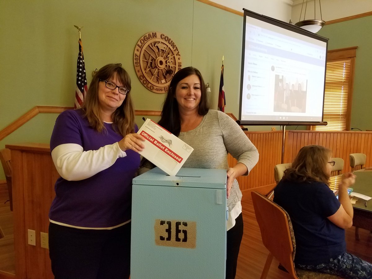 KitCarsonClerk's tweet photo. #COmediatraining with @lynn_bartels https://t.co/nTPUsYZvTA