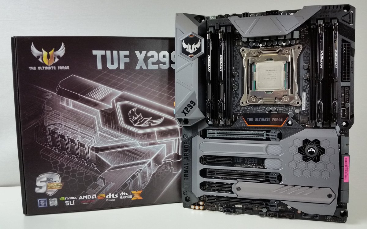 JNCSUSA's tweet photo. The @ASUS TUF X299 gets the spotlight today.
#ASUS #TUF #Motherboard
#TheUltimateForce https://t.co/TaLHhpzPUM