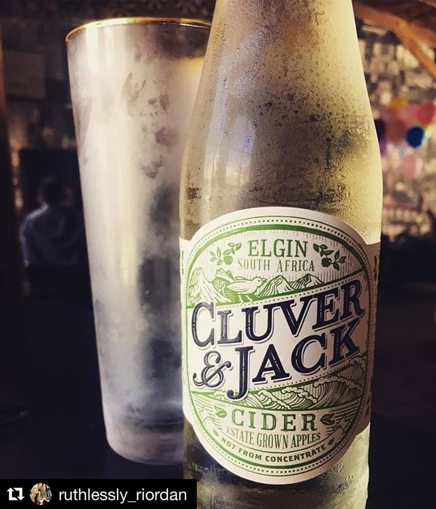 CluverJackCider's tweet photo. Sure to quench your thirst this #thirstythursday π»
ππππππππ
#craftcider #cjcider #cluverandjack #southafricancider⦠https://t.co/VZ0g3j6i1l https://t.co/BhlGcX3EIp