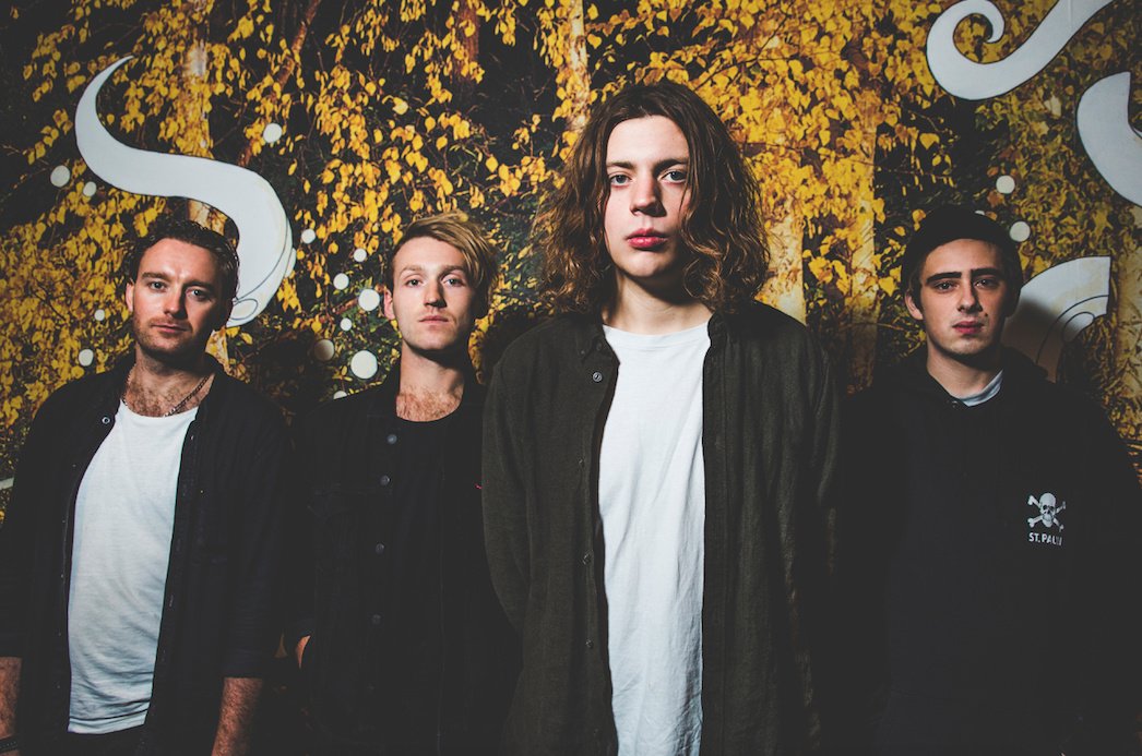amazingradio's tweet photo. #TipsFor2016 list acts next: @Japanesehouse @LoyleCarner @mura_masa_ @RATBOY @wearevant All playing @OfficialRandL! https://t.co/uUDuPnTFP6 https://t.co/KH2PgbMXZU