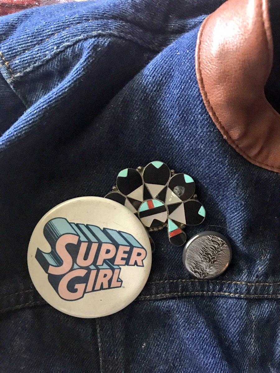 AuntyCarpetWeed's tweet photo. Y'all my jean jacket is the business ✊🏽 #WomenAreSacred #FuckYoFlag #IndigenousResistance https://t.co/Izsg7jWUmD
