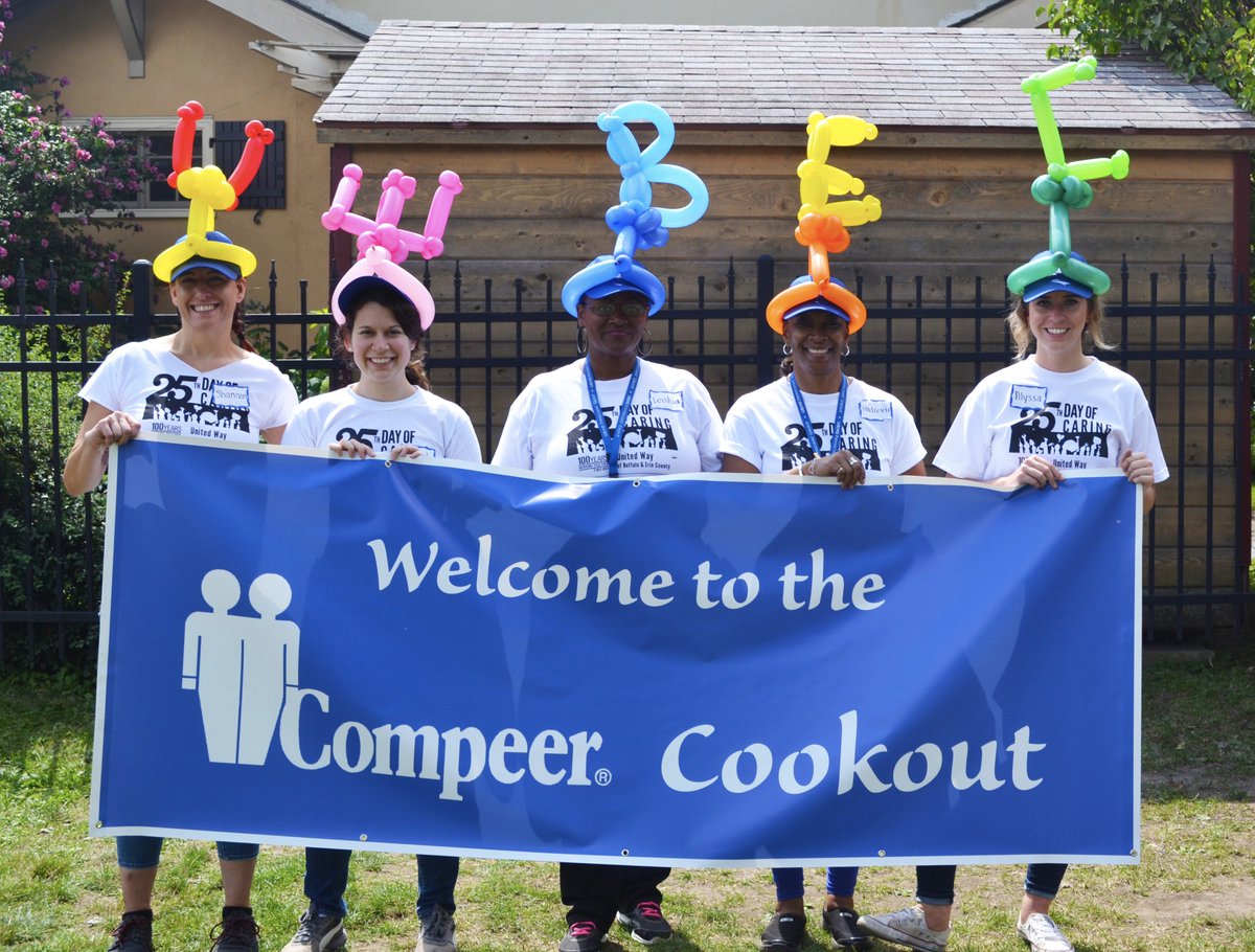 CompeerBuffalo's tweet photo. A HUGE thank you to our United Way #DayofCaring volunteers yesterday... you helped make our Compeer Picnic one to remember #UWBEC #Compeer https://t.co/Gnla0LH5ia