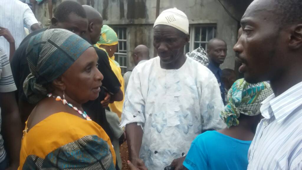 Meeting w/ #SierraLeoneMudSlide survivors @Kamayama community Chief Sesay's home used 2 host survivors more people needing help #SierraLeone