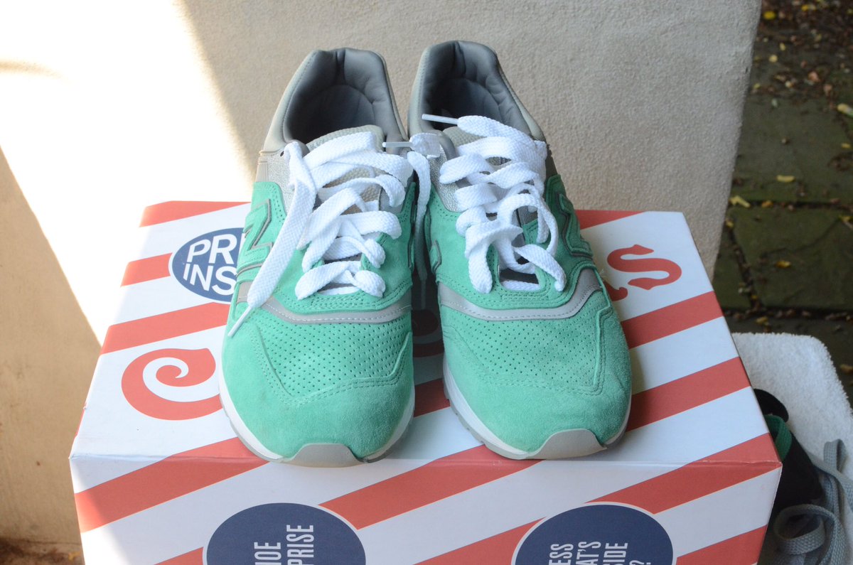 Sneaker Plugs tweet media