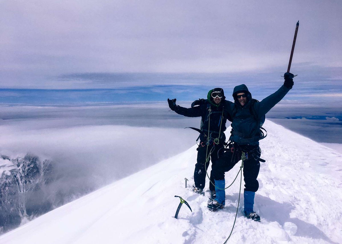 MontBlancGuides's tweet photo. Back on Top!! #montblanc #success #guide. Huge Congratulations to the team &amp; thanks Dylan Kershaw for the great photos. 27 July https://t.co/GLhGYX5ZGN