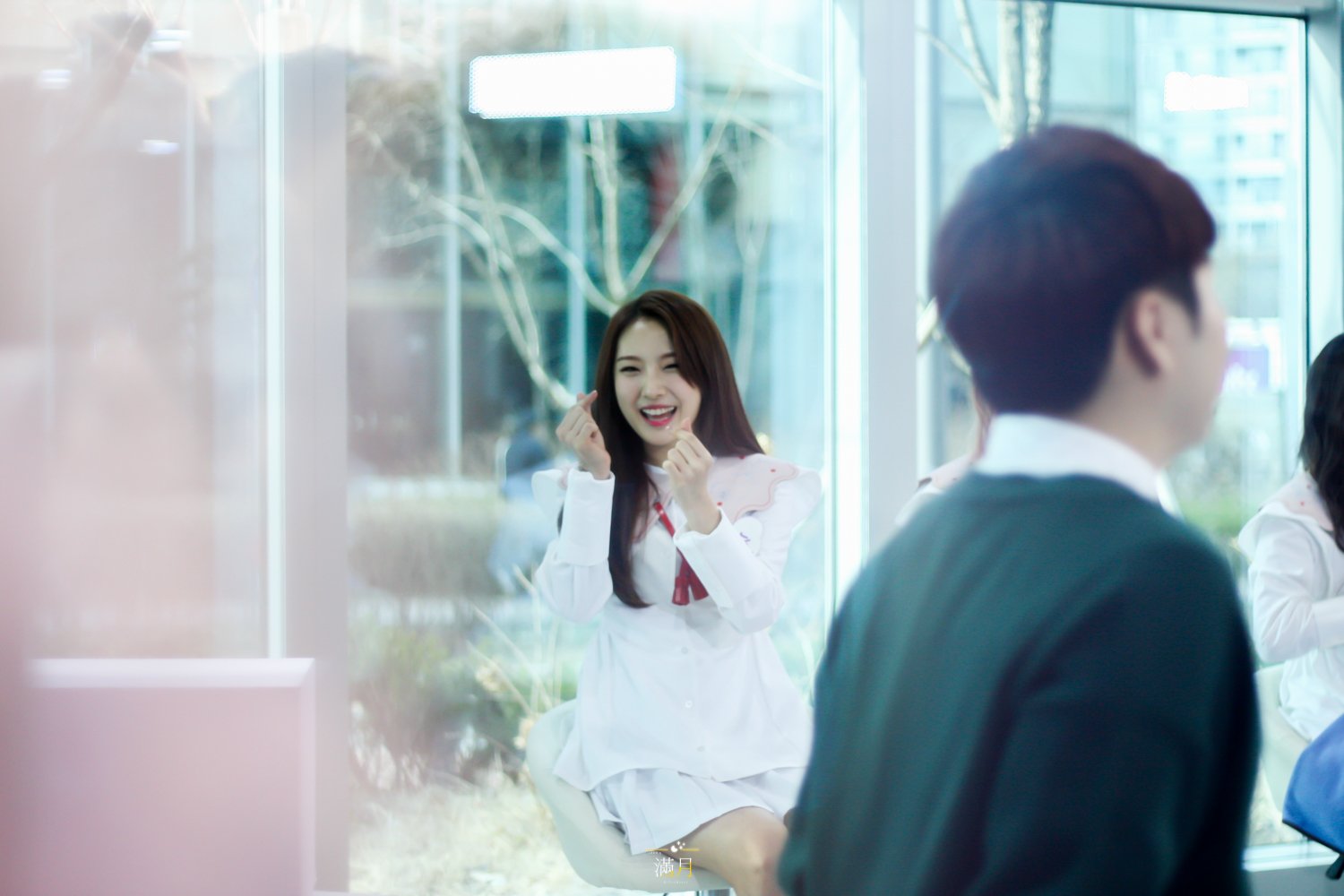 DHclkMGUwAI8lwC.jpg:orig