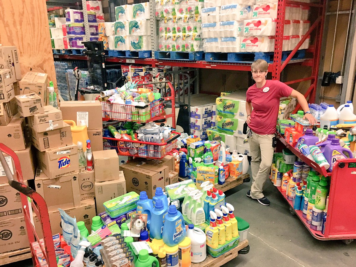 1500 eaches in this monster chemical man caf...all to make sure the Res Halls stay squeaky clean!   #1848MoneyMakers #D138carts4cash #BTC
