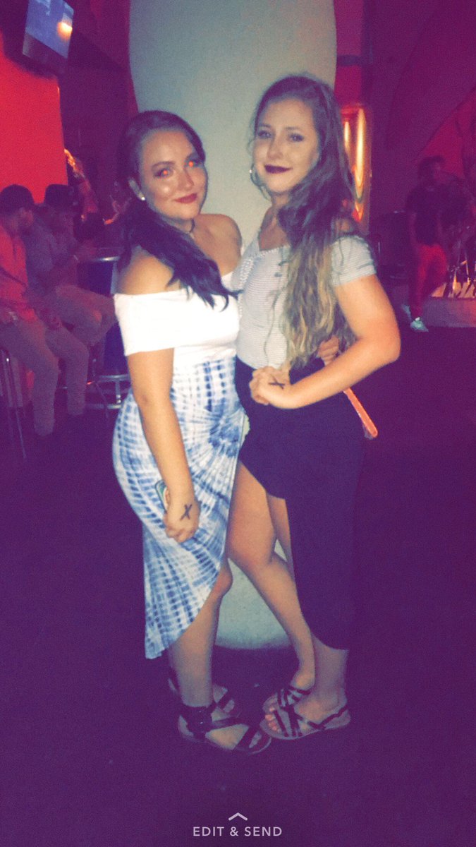 Haley_Dumond's tweet photo. appreciation post. thank you for being such an amazing friend! love youu💕 @mikaeladorrell https://t.co/oT4FVekUiL