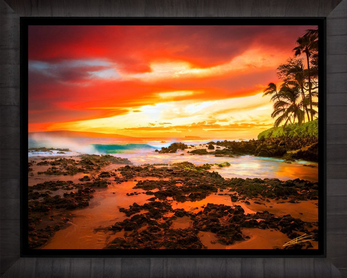JeffMitchum's tweet photo. @GregEssayan's "Opal Ocean." https://t.co/j9xCEesxn7 #fineartphotography #hawaii #ocean #luxury #homedecor https://t.co/VdcmTIKtIB