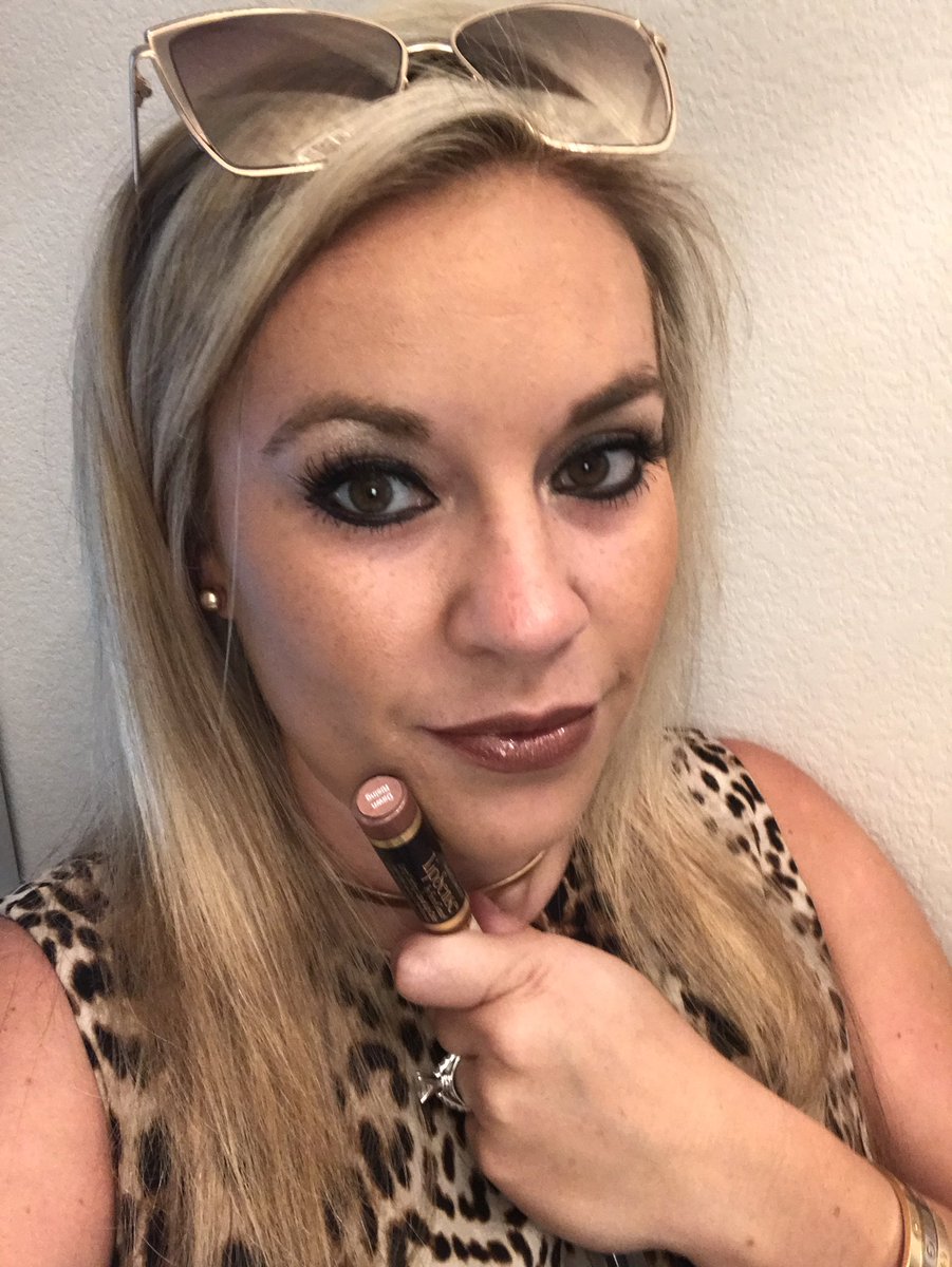 sylviamier tweet picture