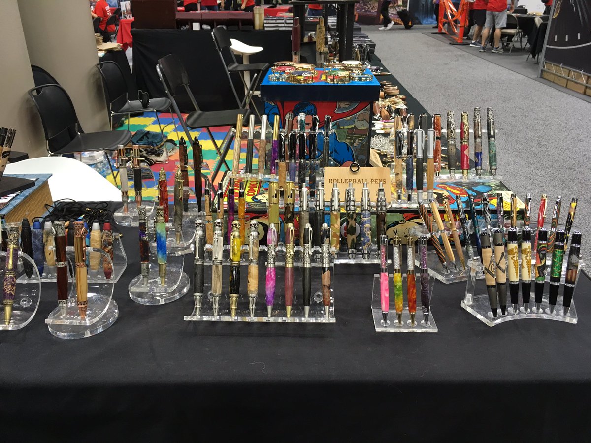 IT_gremlin's tweet photo. #GenCon2017 Booth 1437 -- we have all your fancy pen needs covered! https://t.co/EnjYVpM7i7