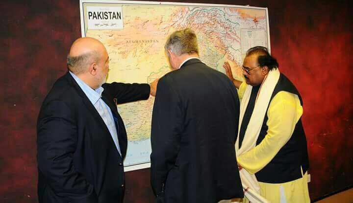 WasayJalil's tweet photo. #US Congressman Mr Dana Rohrabacher called on #MQM F&amp;L Mr Altaf Hussain 
The meeting lasted for 4 hours in London at Int'l Secretariat 👍 https://t.co/71BtkDuGq1