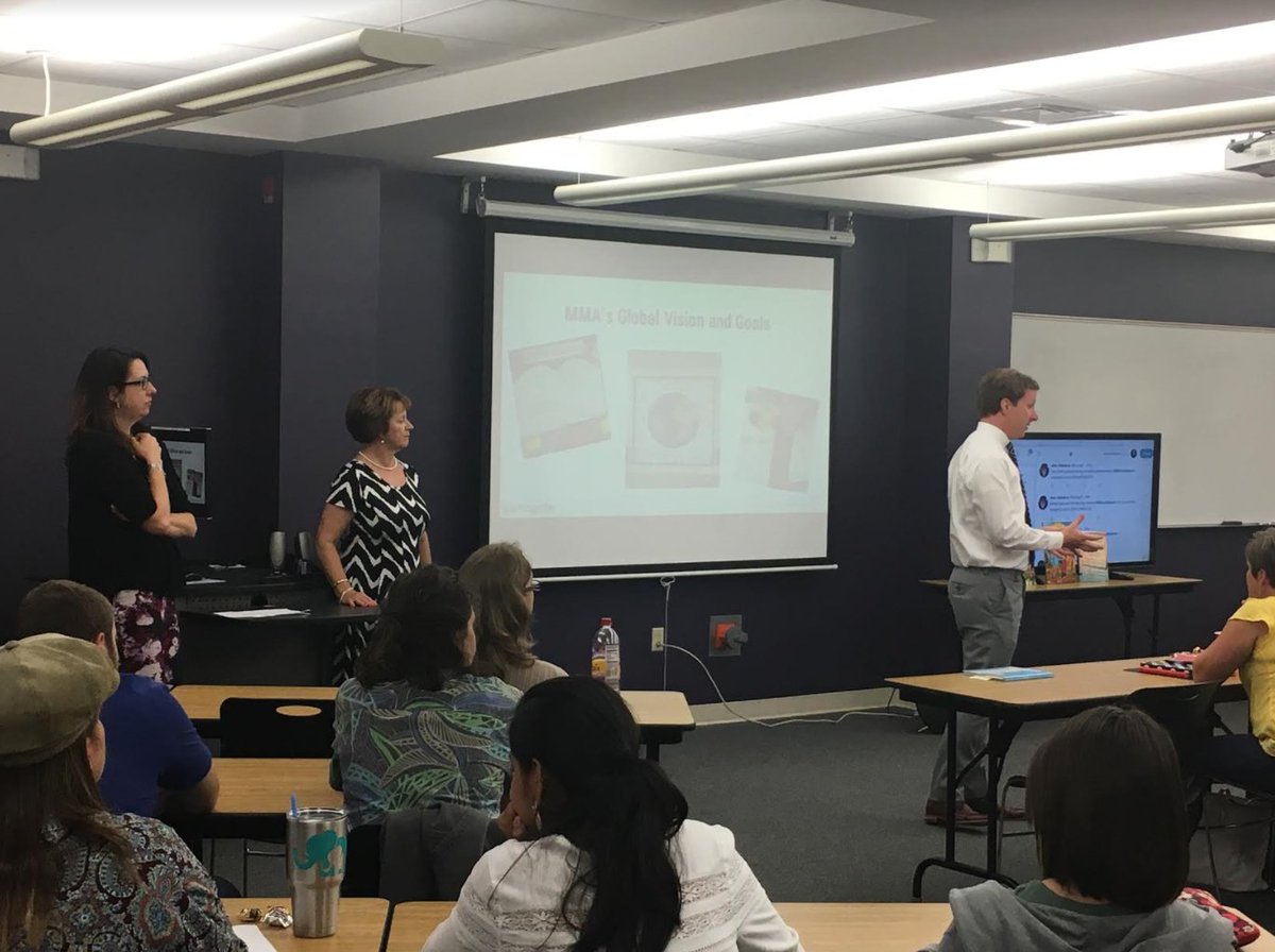 Awesome way to spend an afternoon - #BlazingtheTrail with <a href="/mmatrailblazers/">mmatrailblazers</a>! #globaled #literacy #howiparticipate #mmatrailblazers