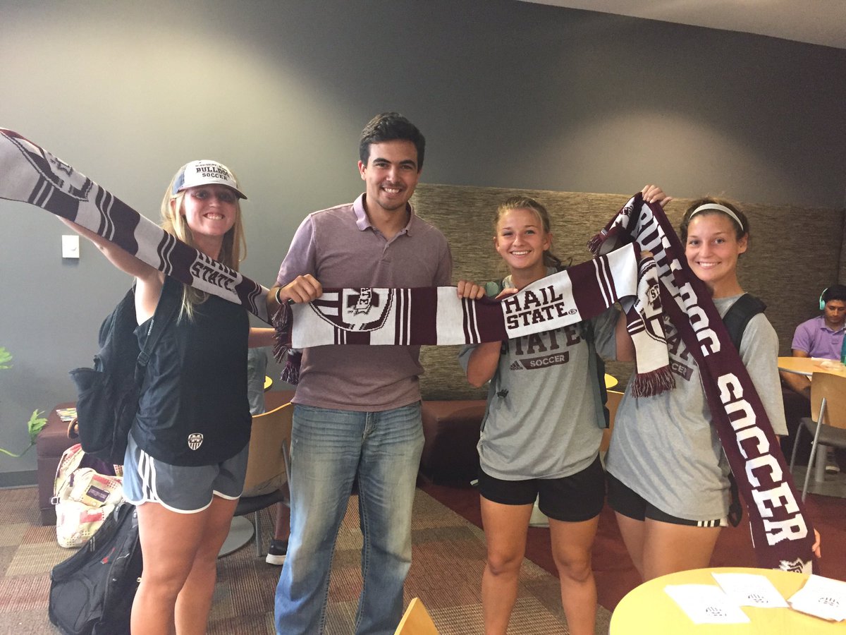 ATTENTION: HELP YA BOI KEEP HIS NECK WARM THIS WINTER !! RT FOR SUPPORT. 

ALSO, CHECK OUT <a href="/HailStateSOC/">Mississippi State Soccer</a> TOMORROW NIGHT @ 7pm !!