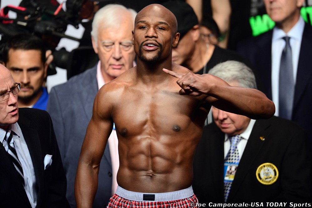 Floyd Mayweather Blows N370m On Mercedes Benz G63 AMG 6X6 (photos) realnaijanews.com/2017/08/floyd-…