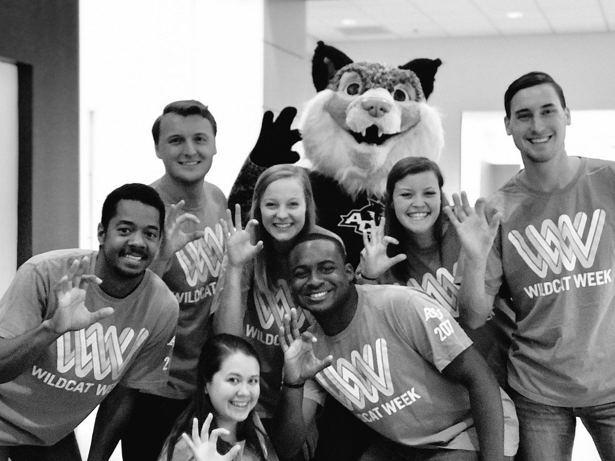 acuwildcatweek's tweet photo. #acu21 The Student Directors are ready, are you? https://t.co/wEAFN5sw8h