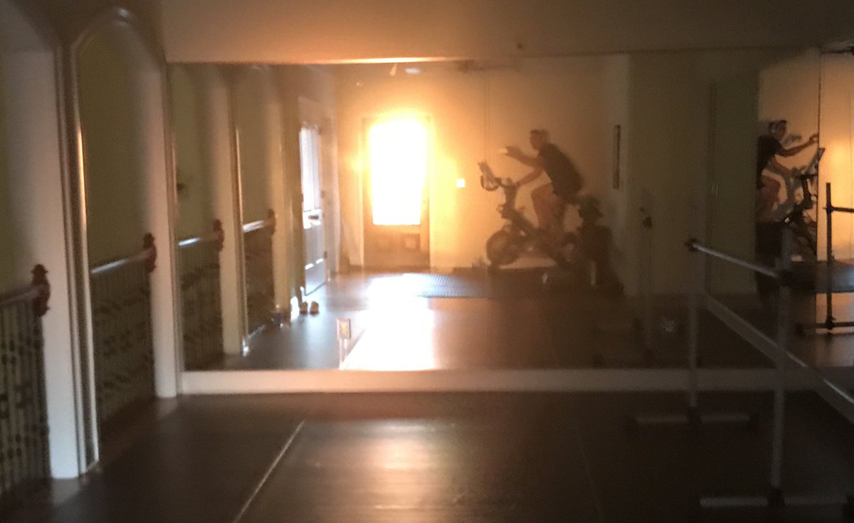 SkaterBoyRides's tweet image. Cheers to @AllymissLove for leading the charge on my dawn patrol ride this morning! #OnDemand #RidePeloton #BreakOfDawn