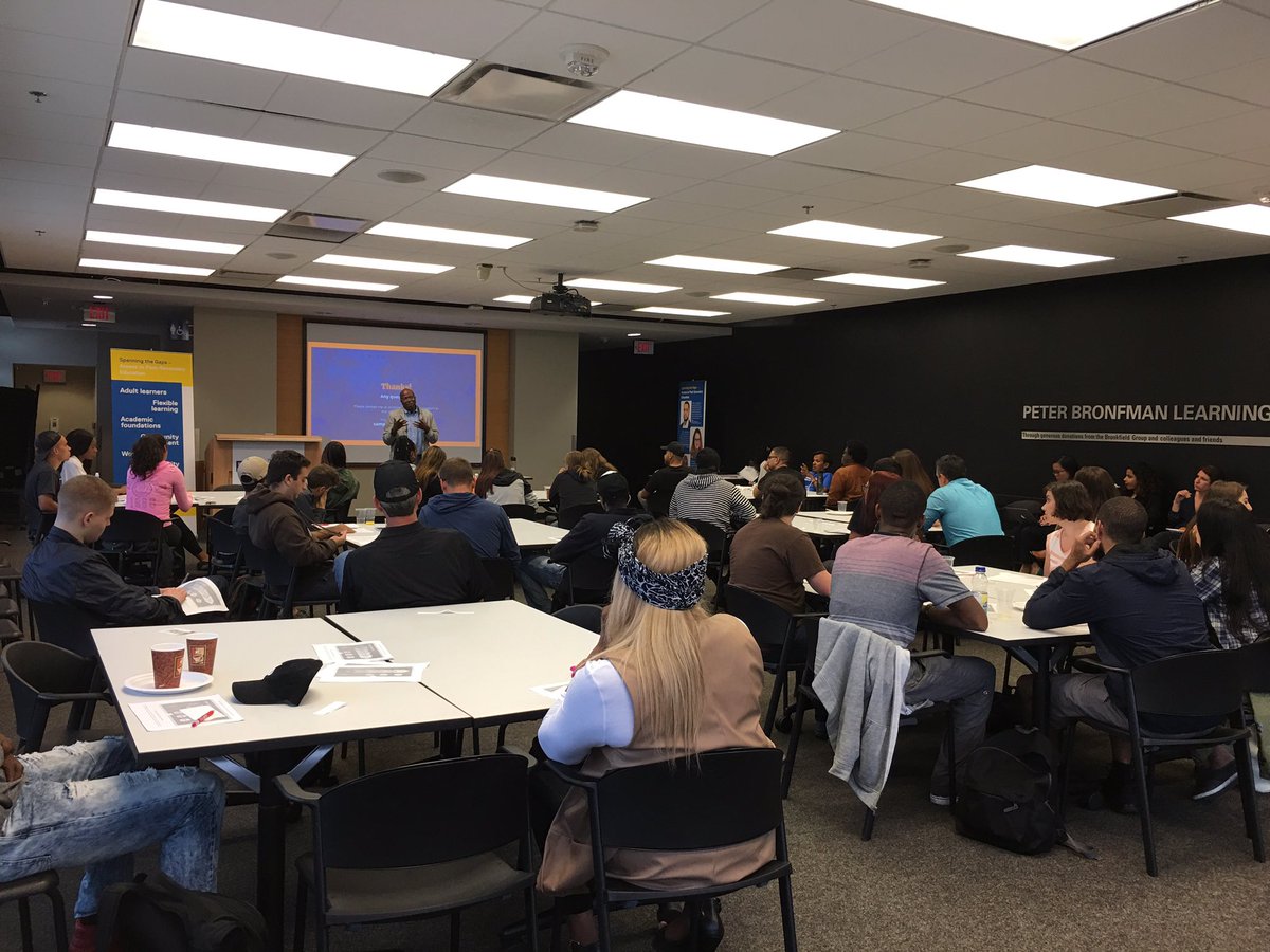 JanPint's tweet image. Welcoming our newest + 10th cohort @SpanningTheGaps @ChangSchool group Transition Foundations students #FuturePoTENtial #lifelonglearning