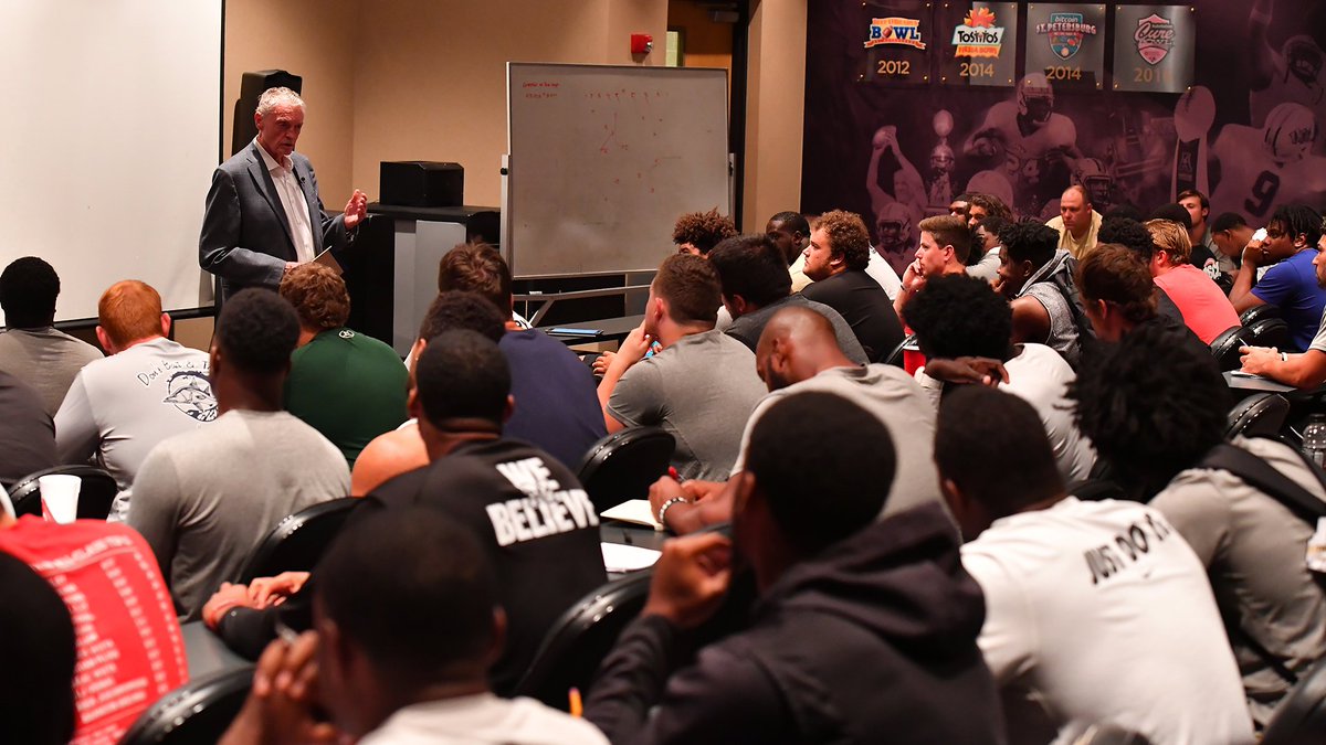 UCF_Football's tweet image. Extremely honored to have legendary Coach Tom Osborne speak with us today.

#ChargeOn