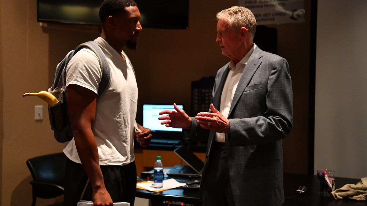 UCF_Football's tweet image. Extremely honored to have legendary Coach Tom Osborne speak with us today.

#ChargeOn