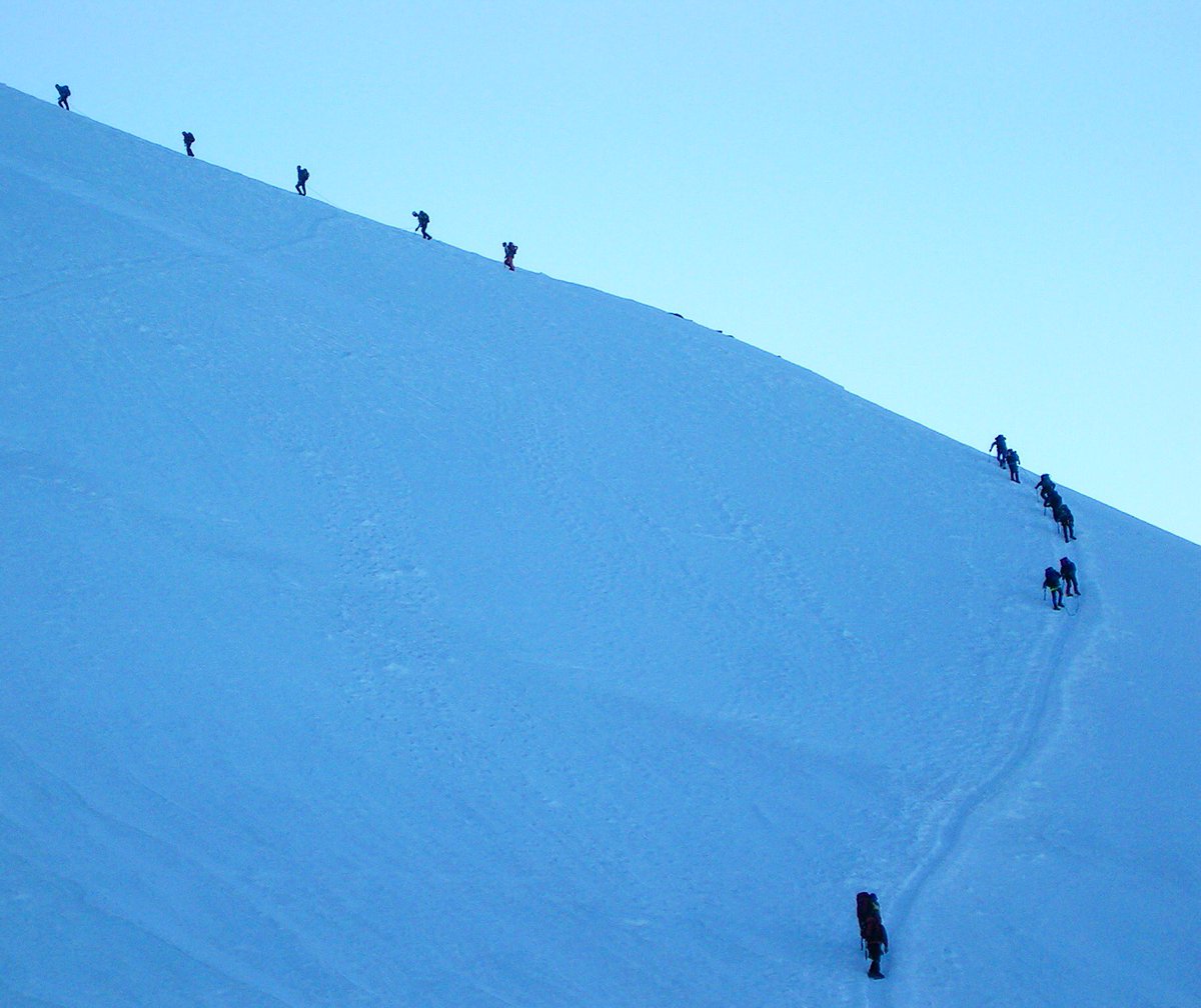 ImperialHRP2017's tweet photo. Follow the leader 🏔❄️😁slow walk up to the summit, thanks Adrienne for the pic #mountains #Alps #summit #extreme #adventure #expedition https://t.co/wsgNA2xHLd