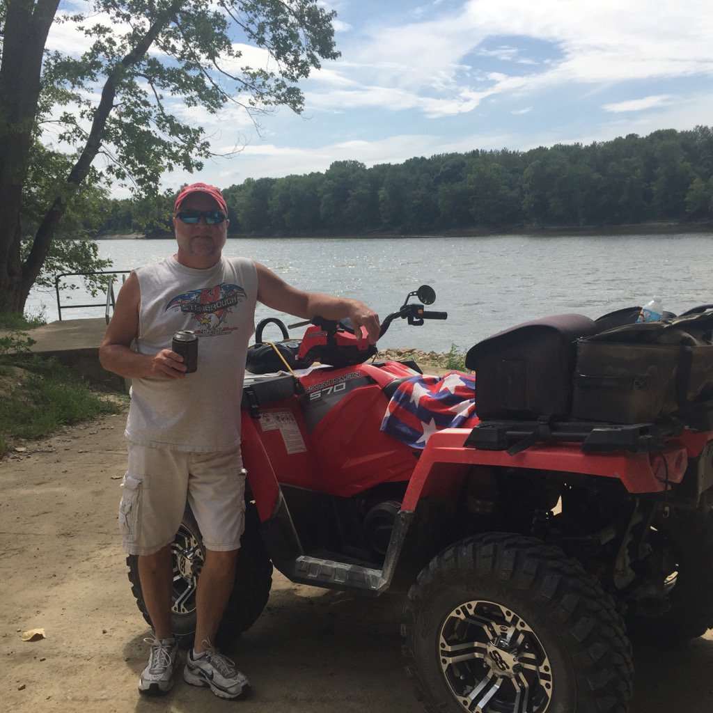 cookie_D_lite's tweet photo. Out on the dusty trail again,never gets old #crawleyvillestop #sweeeet https://t.co/q0Cv8Jc1YX