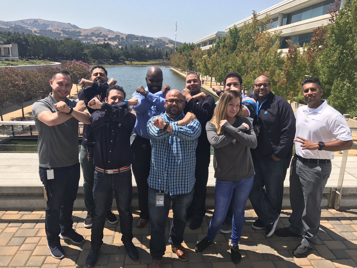 robynzunza's tweet photo. Cali Love! NCA IHX Team San Ramon IHX Expert Traning! #ihxwest #ihx @AlyssaMoore_LA @kirchnerkaren  Wooooo! https://t.co/MwG0JIiul2