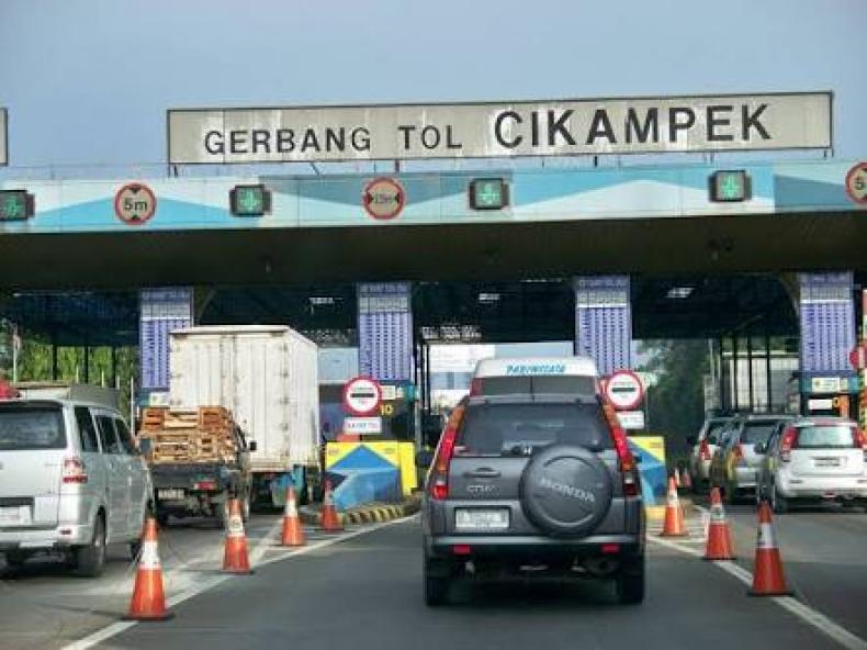 RadioElshinta's tweet image. BPTJ @kemenhub151: Uji coba sistem ganjil genap di Tol Jakarta-Cikampek sbg langkah mengantisipasi kemacetan. Komentar?